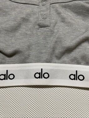 ALO Yoga Kids Ribbed Gray Leggings with White Branded Waistband